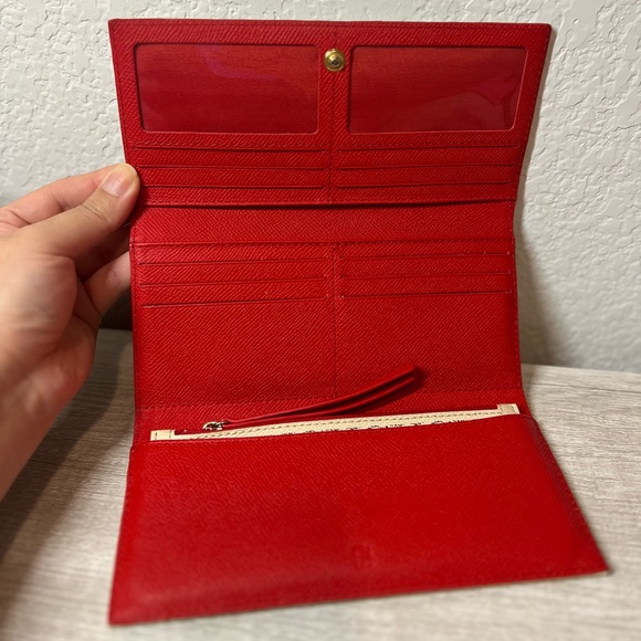 CH used wallet - Picture 2 of 11